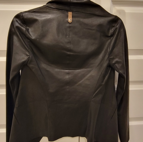 Mackage leather jacket - Picture 3 of 8